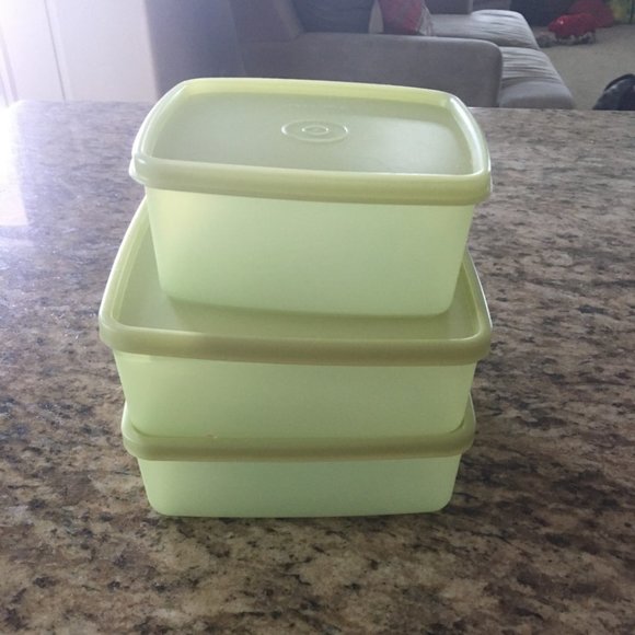 NEW Tupperware set of 3 Freezer Mates